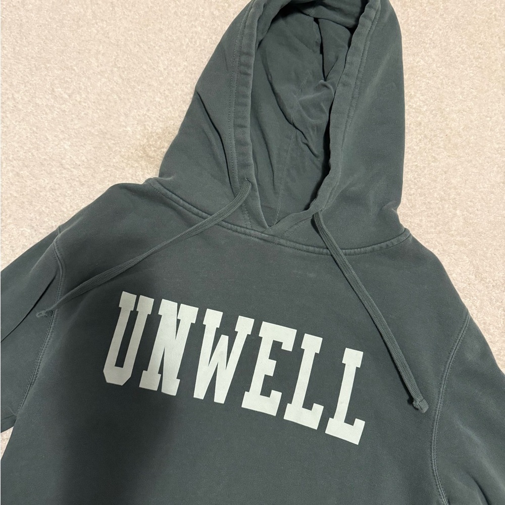 Unwell Swestshirt